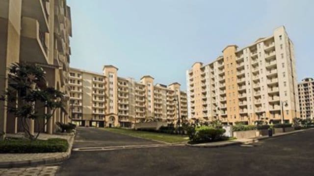 Emaar Palm Hills - Image 2