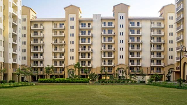Emaar Palm Hills - Image 4
